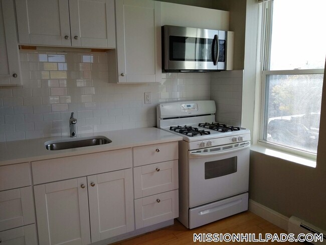 Foto del edificio - 338 Warren St