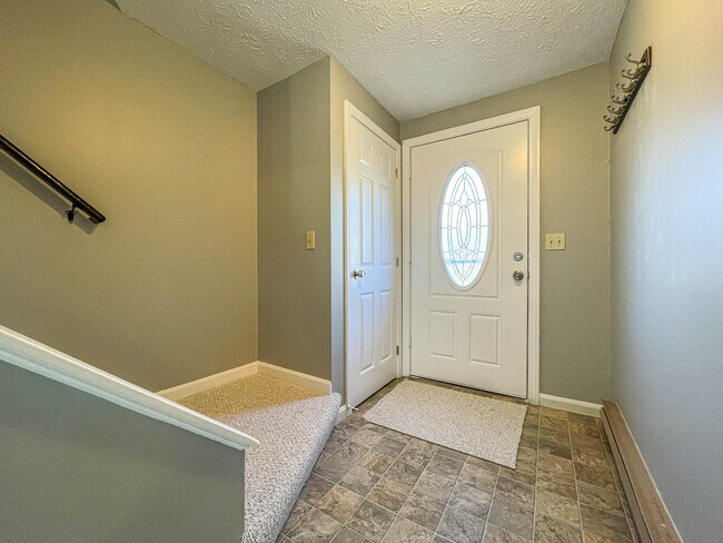 Building Photo - 37 Wakefield Ave