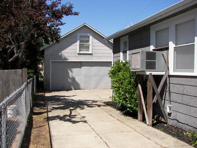 Foto del edificio - 111 12th St