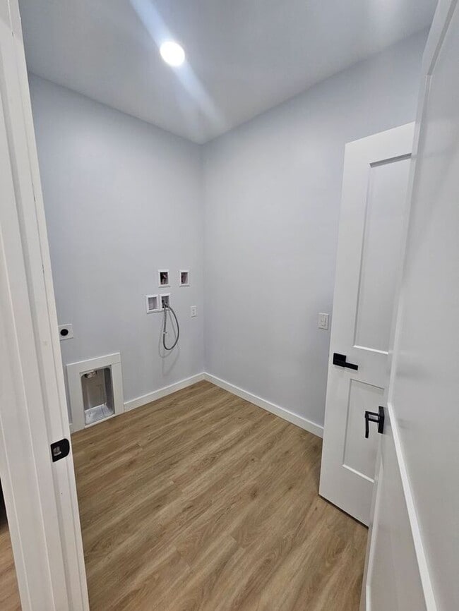Building Photo - Brand New 3BD/2BA Ranch in Newton, NC!