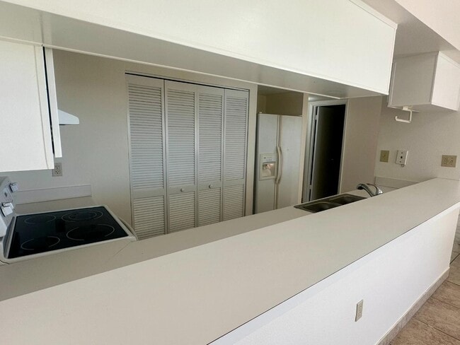 Building Photo - 3930 S Roosevelt Blvd