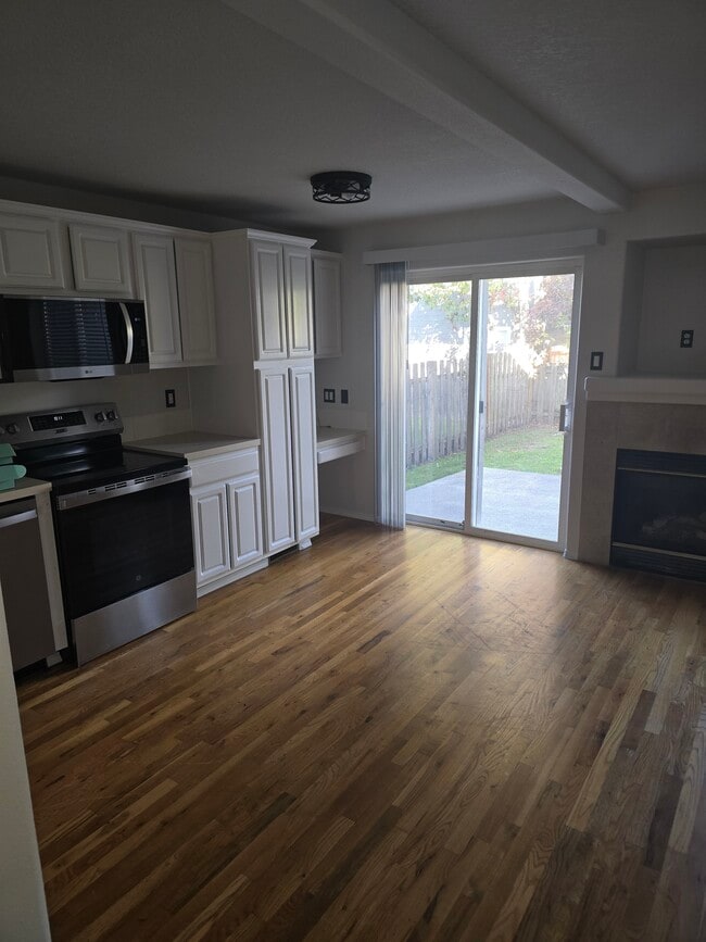 Foto del edificio - 222 W Hereford St