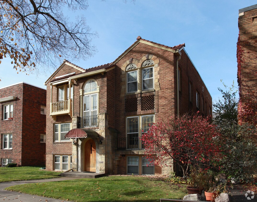 Building Photo - 3516 Emerson Ave S