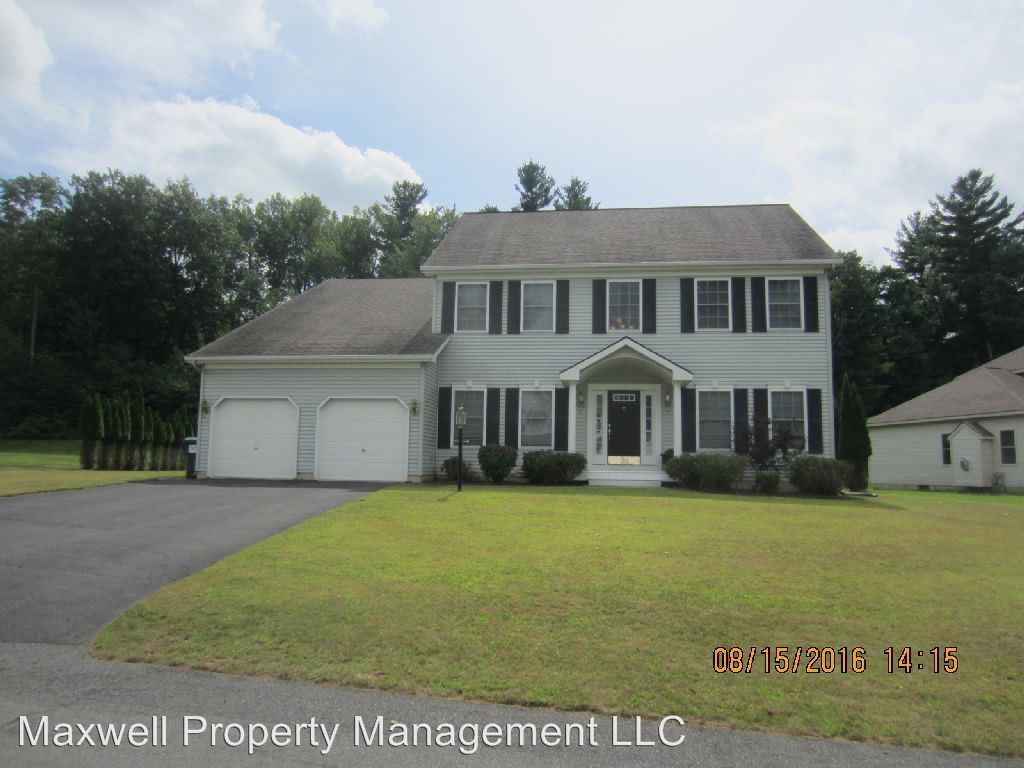 Foto principal - 4 Clubhouse Ct