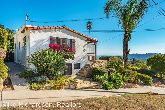 Building Photo - 2 br, 1 bath House - 616 Sierra St Unit B