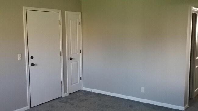 Foto del edificio - 2108 S 45th St