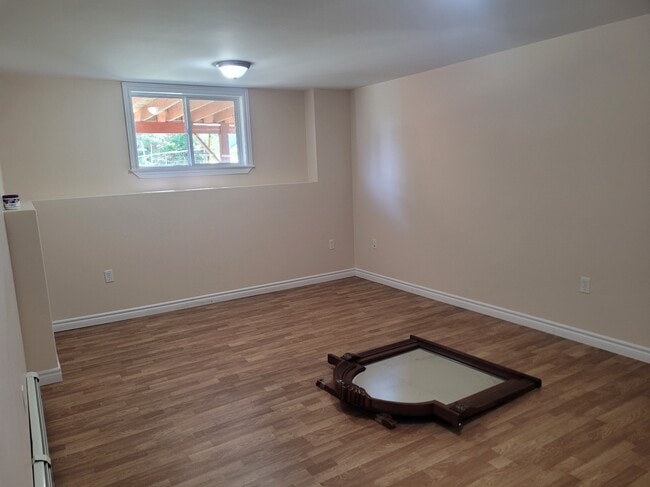 Building Photo - 262 Starboard Dr