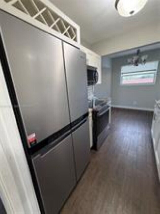 Foto del edificio - 2591 NE 55th Ct