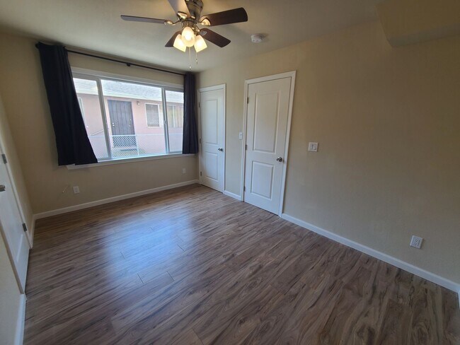 Building Photo - Live in Style! Fully Updated 2-Bedroom in ...