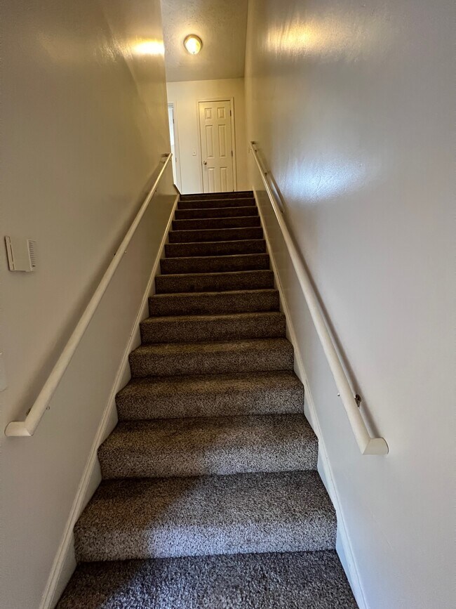 Foto del edificio - 24 Jade Ct