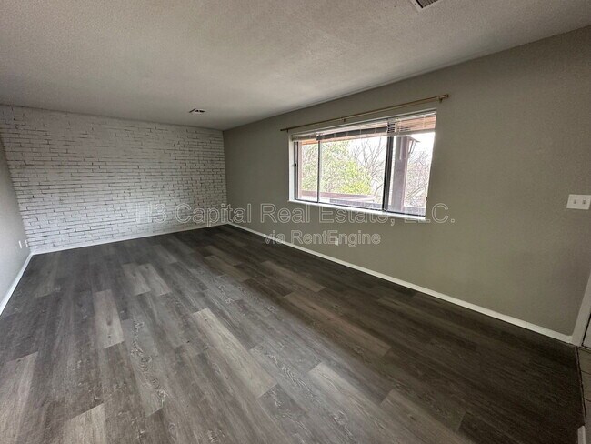 Foto del edificio - 403a Woodhenge