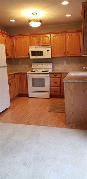 Building Photo - 6943 Spring Valley Ln