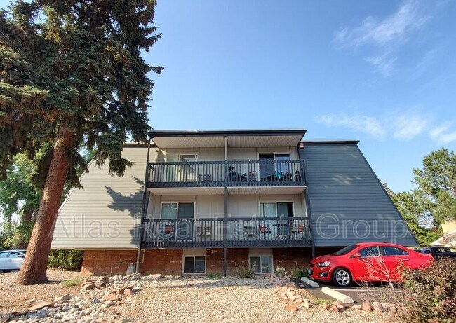 Building Photo - 112 Rutgers Ave