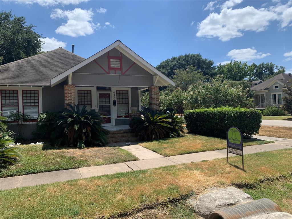 Foto principal - 420 W 13th St