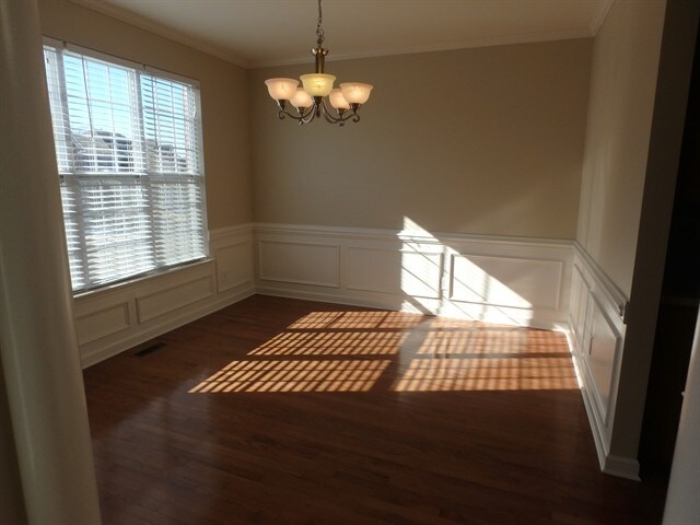 Foto del edificio - 706 Redford Place Dr