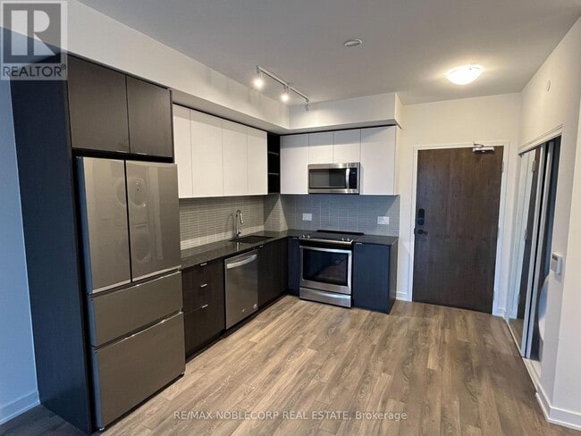 Building Photo - 100 Eagle Rock Way