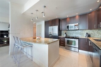 Building Photo - 1945 S Ocean Dr