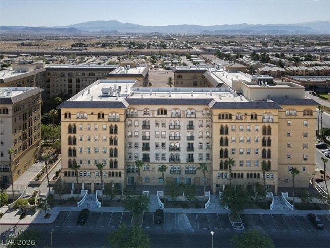 Foto del edificio - 2405 W Serene Ave