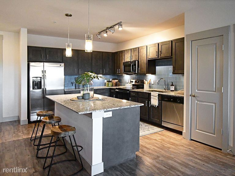 Building Photo - 5597 Gardenia Ln