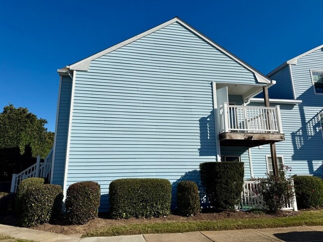 Photo - 2 bedroom 2nd Story Condo in Virginia Beach