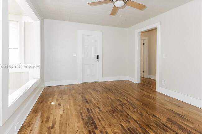 Foto del edificio - 713 S N St