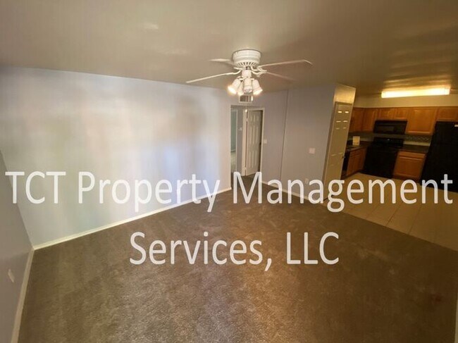 Building Photo - Condo near Tempe Town Lake!!