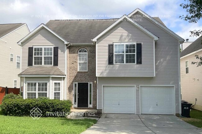 Building Photo - 8422 Oak Dr