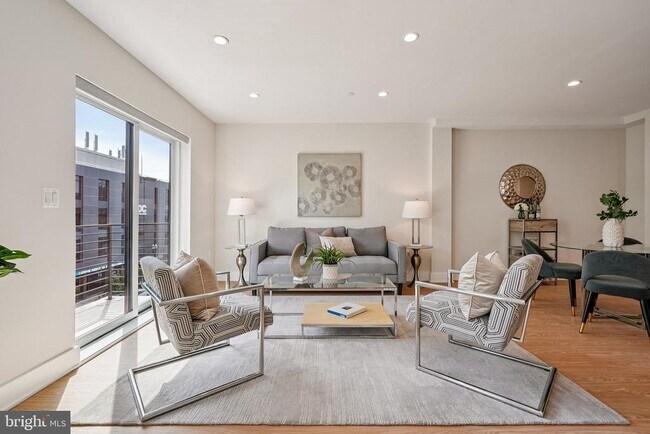 Building Photo - 2134 Wisconsin Ave NW