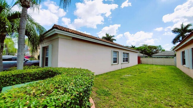 Foto del edificio - 10273 SW 162nd Ct