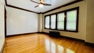 Building Photo - 4211 N Linder Ave