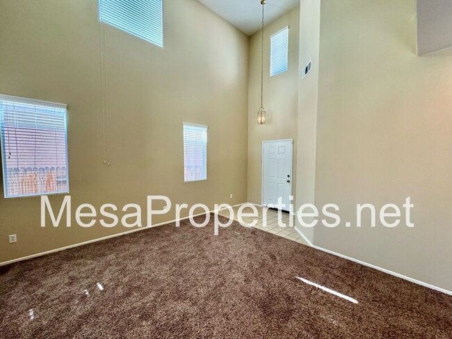Building Photo - 13181 Vista Del Sol Ct.