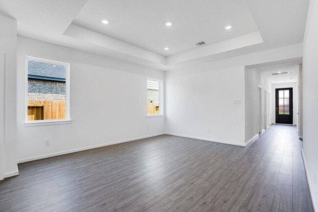 Building Photo - 9735 Bixby Crk Dr