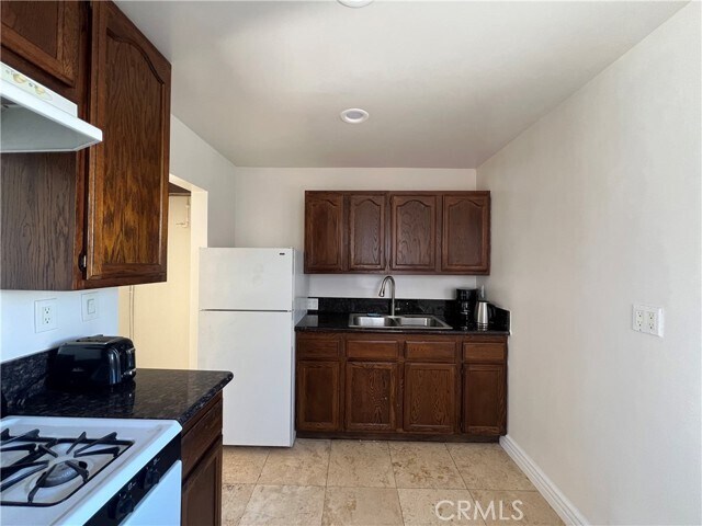 Foto del edificio - 5255 Denny Ave