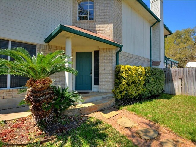 Building Photo - 13428 Tamayo Dr