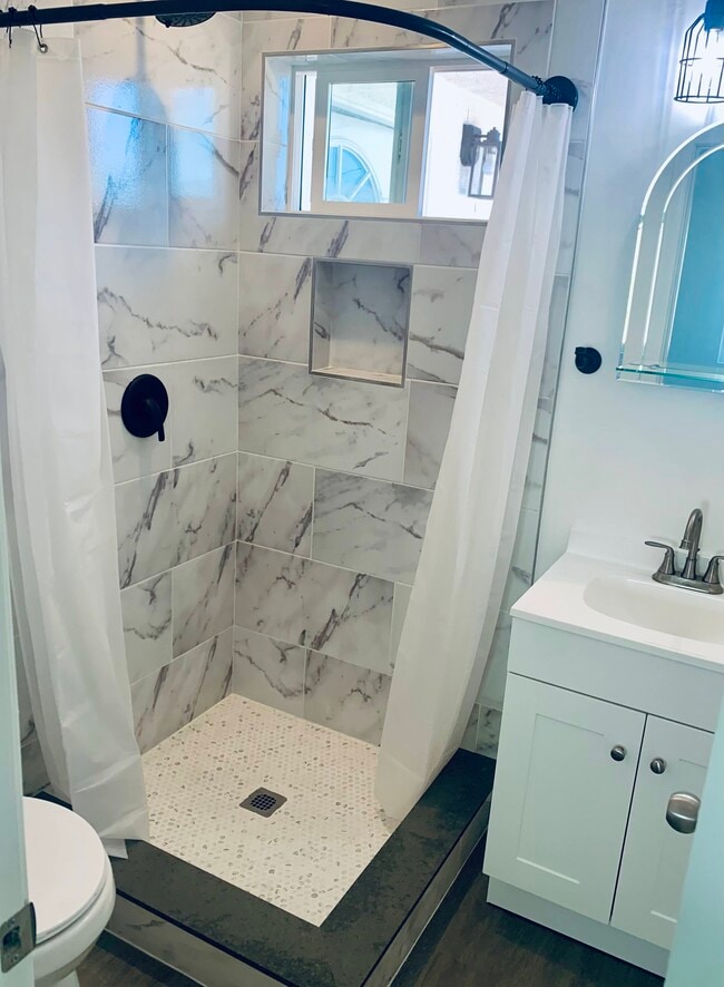 Foto del edificio - 910 S Maple St