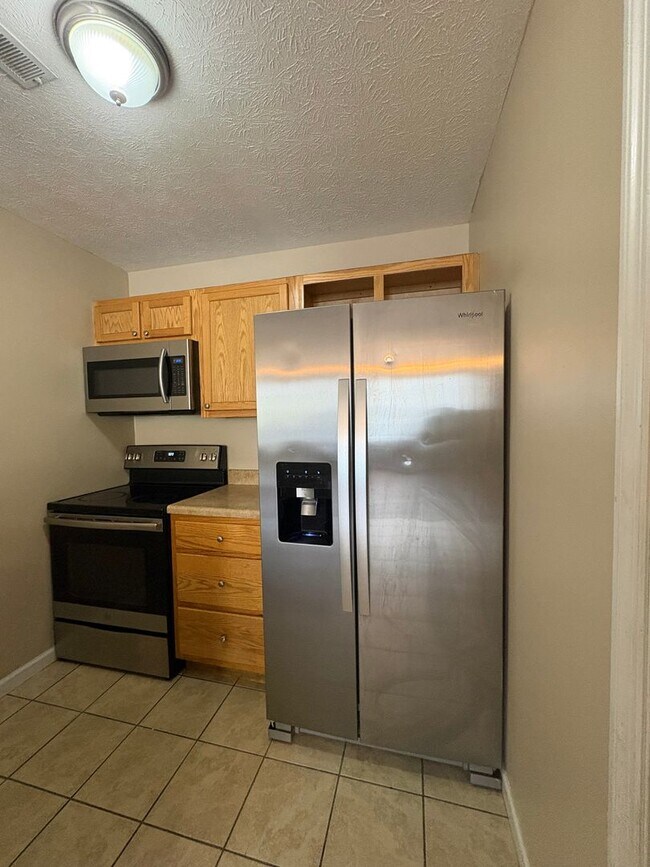 Foto del edificio - 2 bedroom 2 Bath Apartment