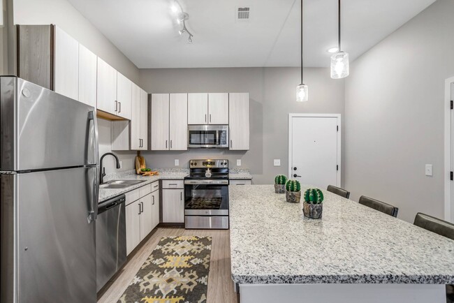 Spacious Kitchen and Dining Area - The Views of Music City Apartments