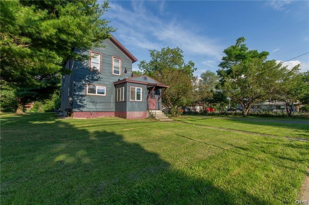 Primary Photo - 820 Mill St