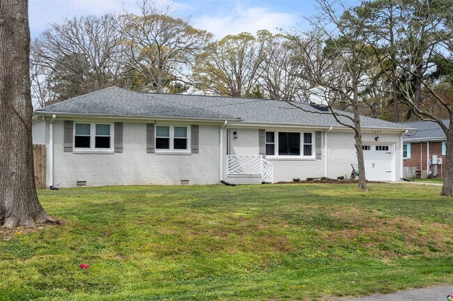 Building Photo - Thoroughgood Short Term Rental