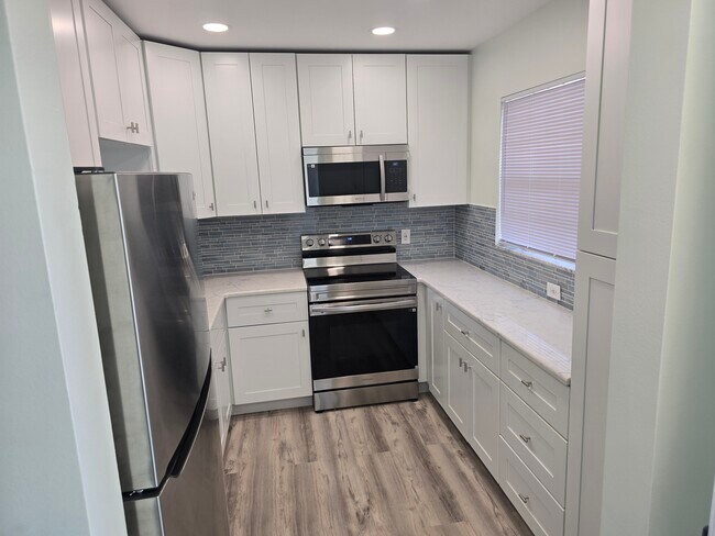 Foto del edificio - 10215 Regal Dr