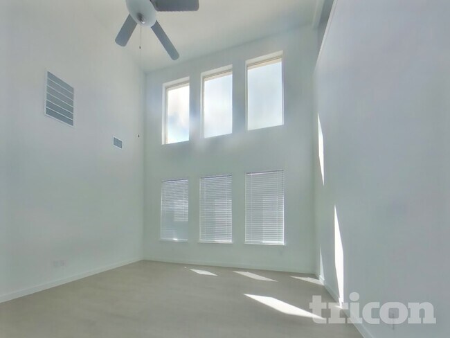 Building Photo - 2701 Brushy Lk Dr