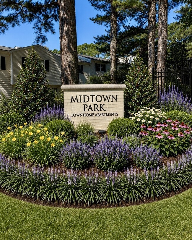 Building Photo - Midtown Park Townhomes