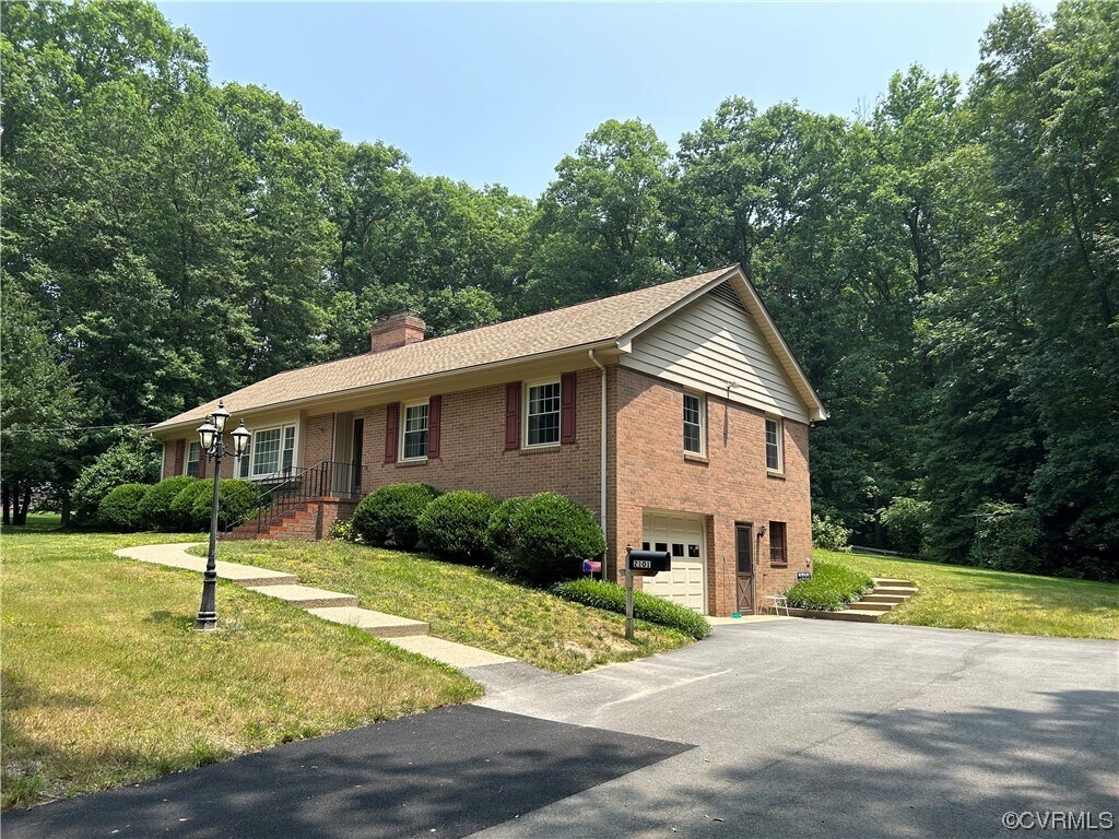 Primary Photo - 2101 S Providence Rd