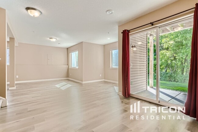 Building Photo - 14360 Parkside Ct NW