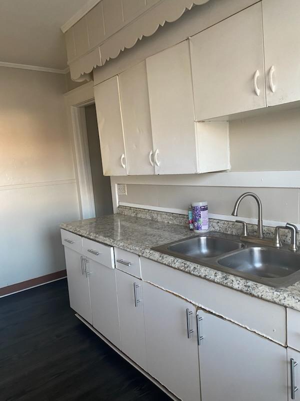 Foto del edificio - 230 Pullman Ave