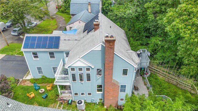 Building Photo - 65 Bluff Ave