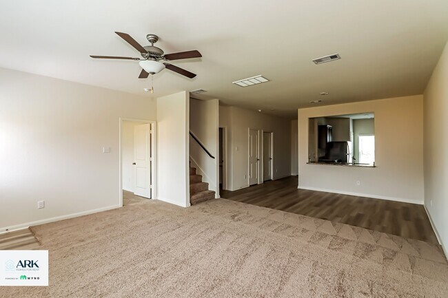 Building Photo - 26820 Steinbeck Dr