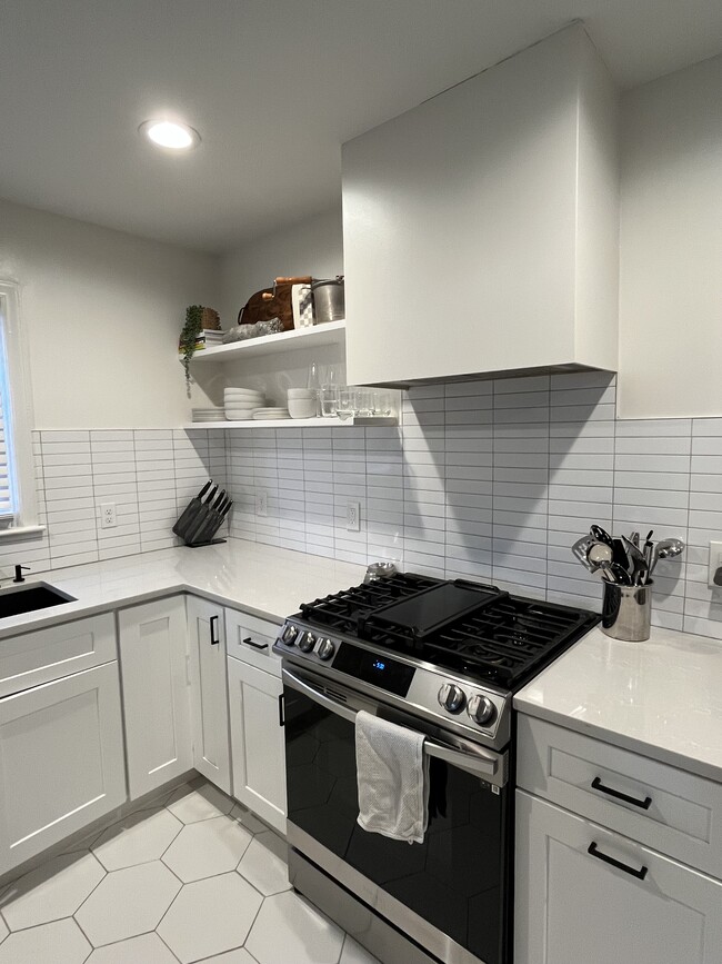 Newly Renovated Kitchen with Gas Range - 1952 Arnold Dr