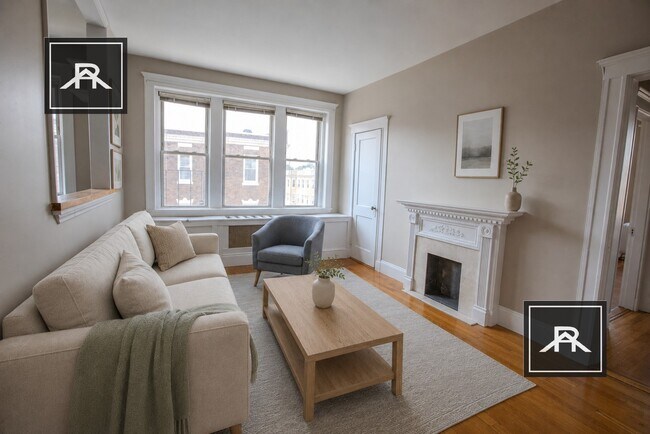 Building Photo - 229 Kelton St