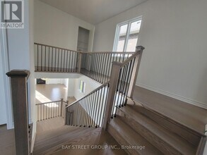 Building Photo - 3422 Braeside Wy